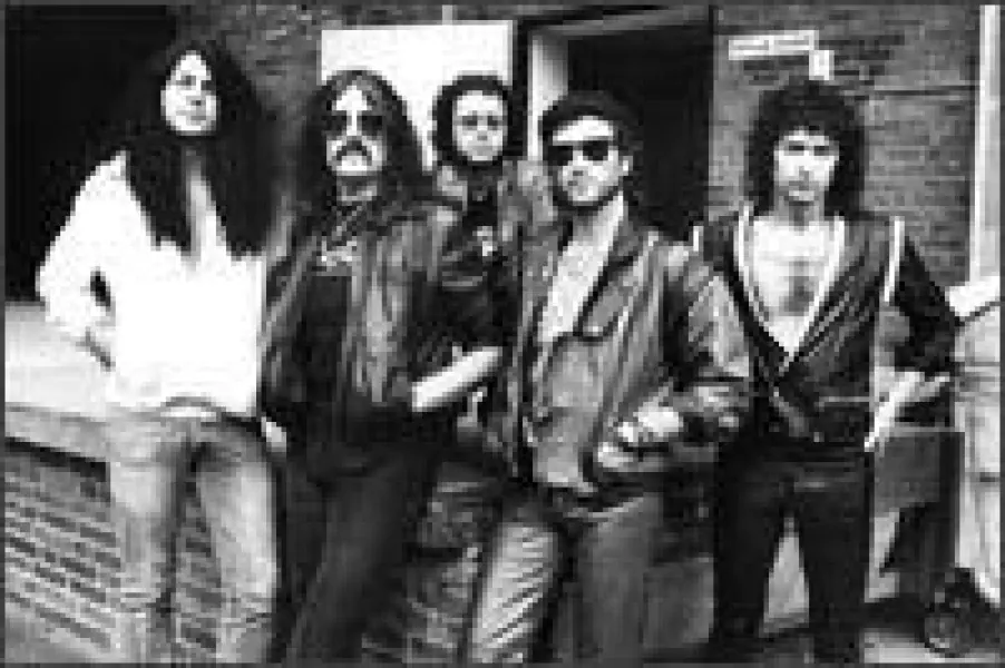 Deep Purple - A Gypsy's Kiss lyrics