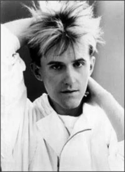 Howard Jones - Is There A Difference? lyrics