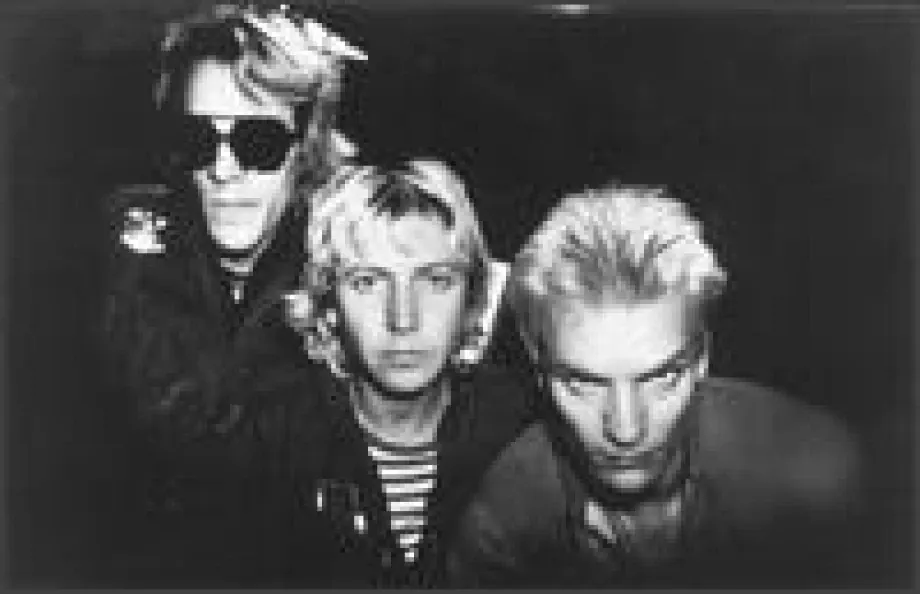 The Police - Can't stand losing you - 2003 stereo remastered version lyrics